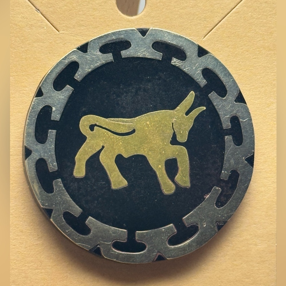 Vtg 925 silver and brass Bull brooch/Pendant